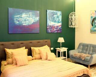 Отель MaNNa Boutique Hotel Киев Люкс с кроватью размера «king-size»-1